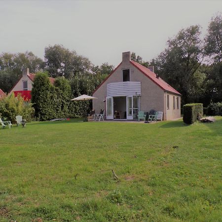 Gezellige Vakantiewoning Aan Het Water In Ewijk - Recreational Only No Workers エクステリア 写真