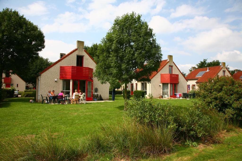 Gezellige Vakantiewoning Aan Het Water In Ewijk - Recreational Only No Workers エクステリア 写真