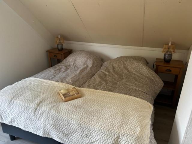 Gezellige Vakantiewoning Aan Het Water In Ewijk - Recreational Only No Workers エクステリア 写真