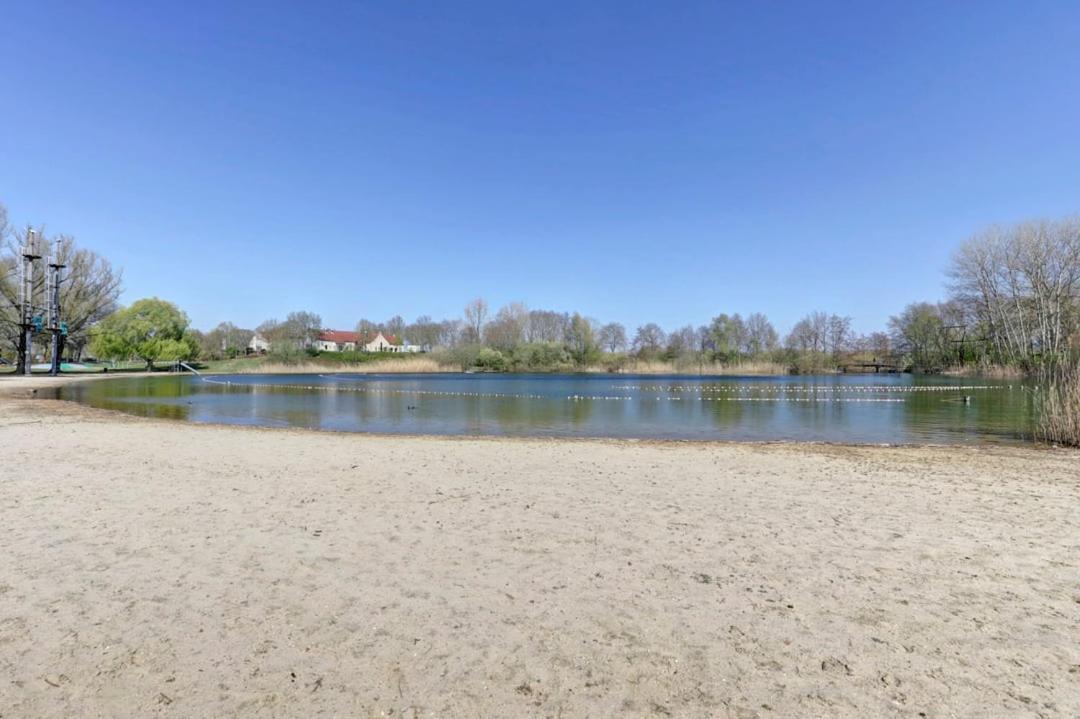 Gezellige Vakantiewoning Aan Het Water In Ewijk - Recreational Only No Workers エクステリア 写真